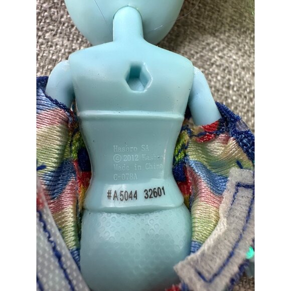 Rainbow Dash Equestria Girls Doll With Vibrant Multicolor Hair & Wings Shoes Has - Picture 4 of 4